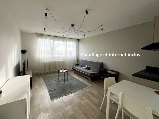 Appartement à louer 520 € 1 pièce 24 m² Étage 1/1 dès le 15/04/2026 Centre Ville Niort 79000