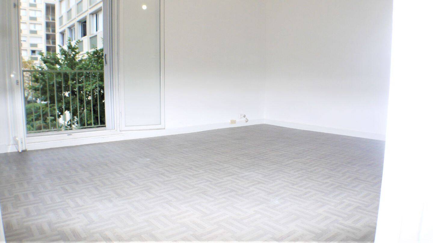 Appartement 4 pièces 77 m² · à Marseille 10ème Arrondissement · 76,7 m² · 1 085 €/mois