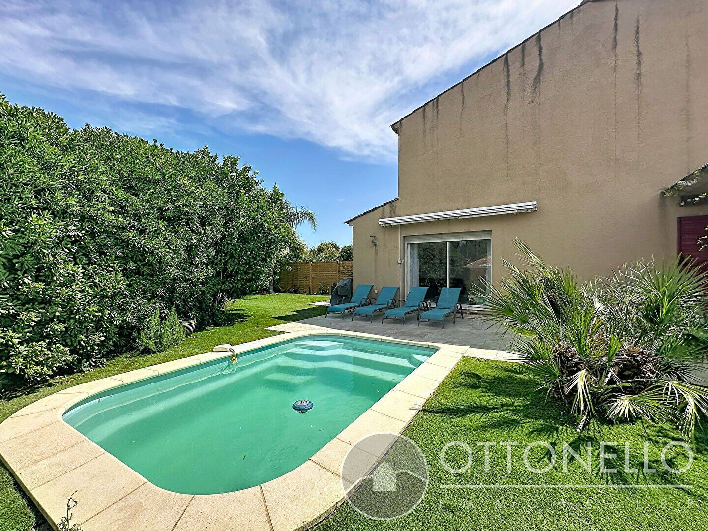 Maison 3 pièces 70 m² · à Roquebrune-sur-Argens · 70,2 m² · 369 000 €