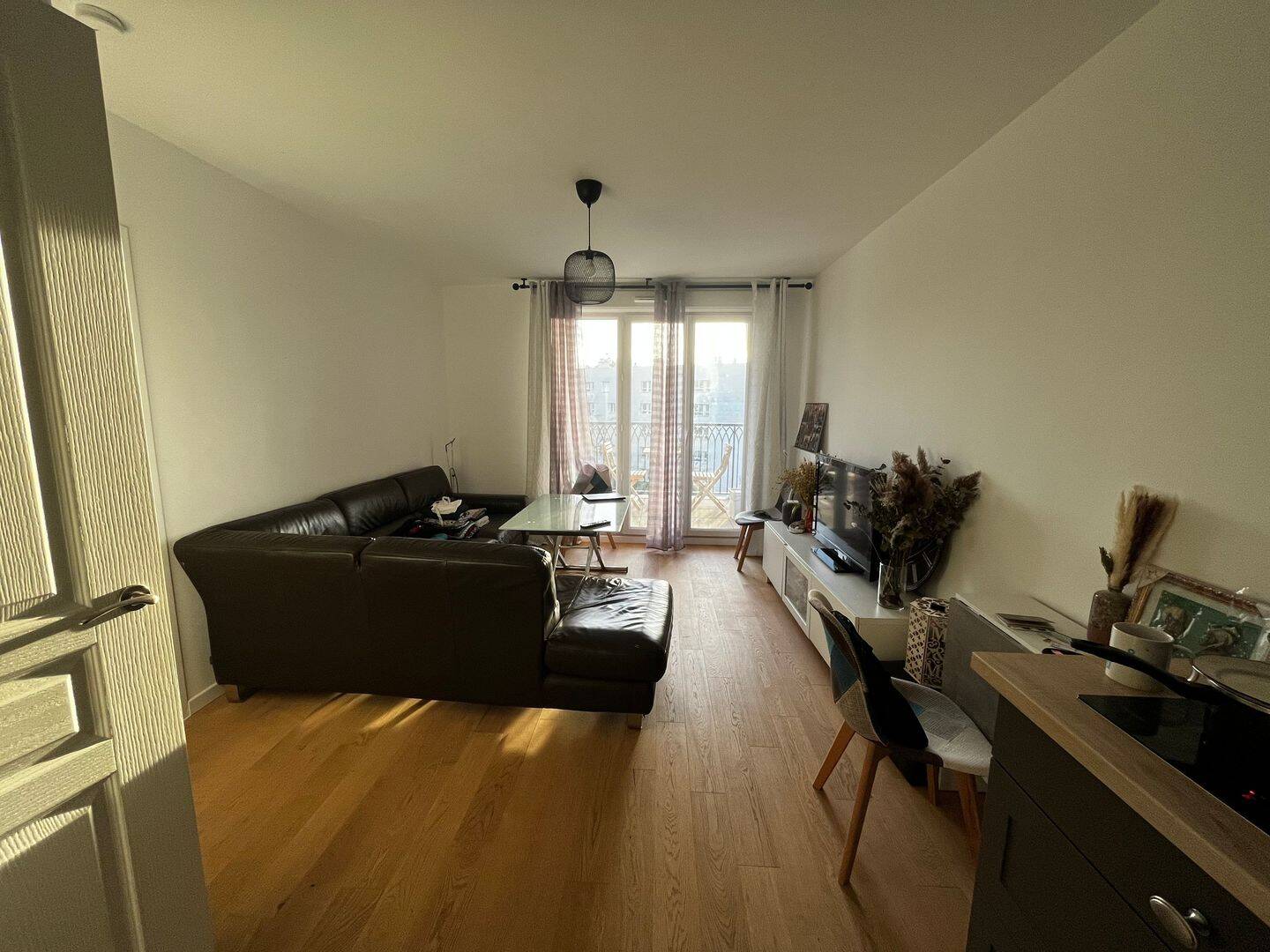 Appartement 1 pièce 37 m² · à Le Plessis-Robinson · 37 m² · 1 325 €/mois