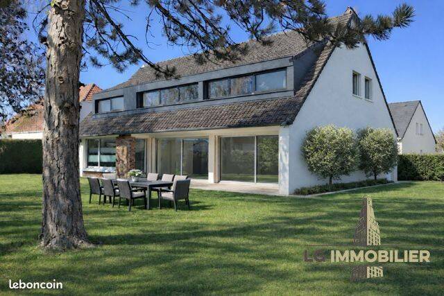 Maison 5 pièces 170 m² · à Pont-de-Metz · 170 m² · 1 890 €/mois
