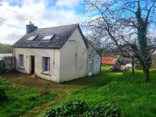 Maison à vendre 97 200 € 4 pièces 3 chambres 73 m² 948 m² de terrain Cléden-Poher 29270
