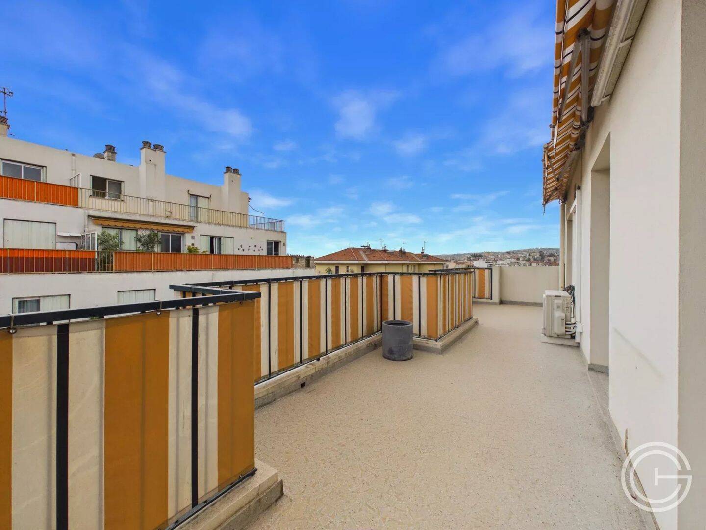 Appartement 2 pièces 48 m² · à Nice · 48,3 m² · 1 100 €/mois
