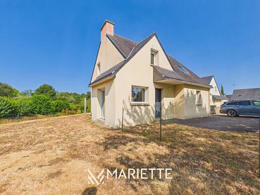 Maison à vendre 355 300 € 5 pièces 4 chambres 94 m² 607 m² de terrain Sud Trégunc 29910