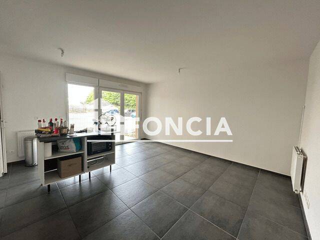 Appartement 2 pièces 47 m² · à Grand-Couronne · 46,5 m² · 587 €