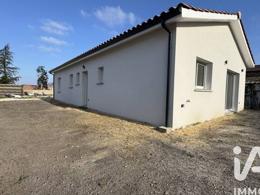 Maison de plain-pied à vendre 239 000 € 4 pièces 3 chambres 105 m² 661 m² de terrain Cavignac 33620