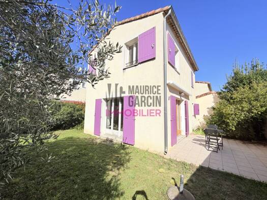 Maison à vendre 289 000 € 4 pièces 3 chambres 73 m² 221 m² de terrain Noves 13550