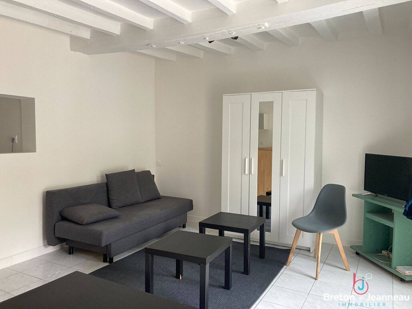 Appartement 1 pièce 25 m² · à Laval · 25 m² · 377 €/mois