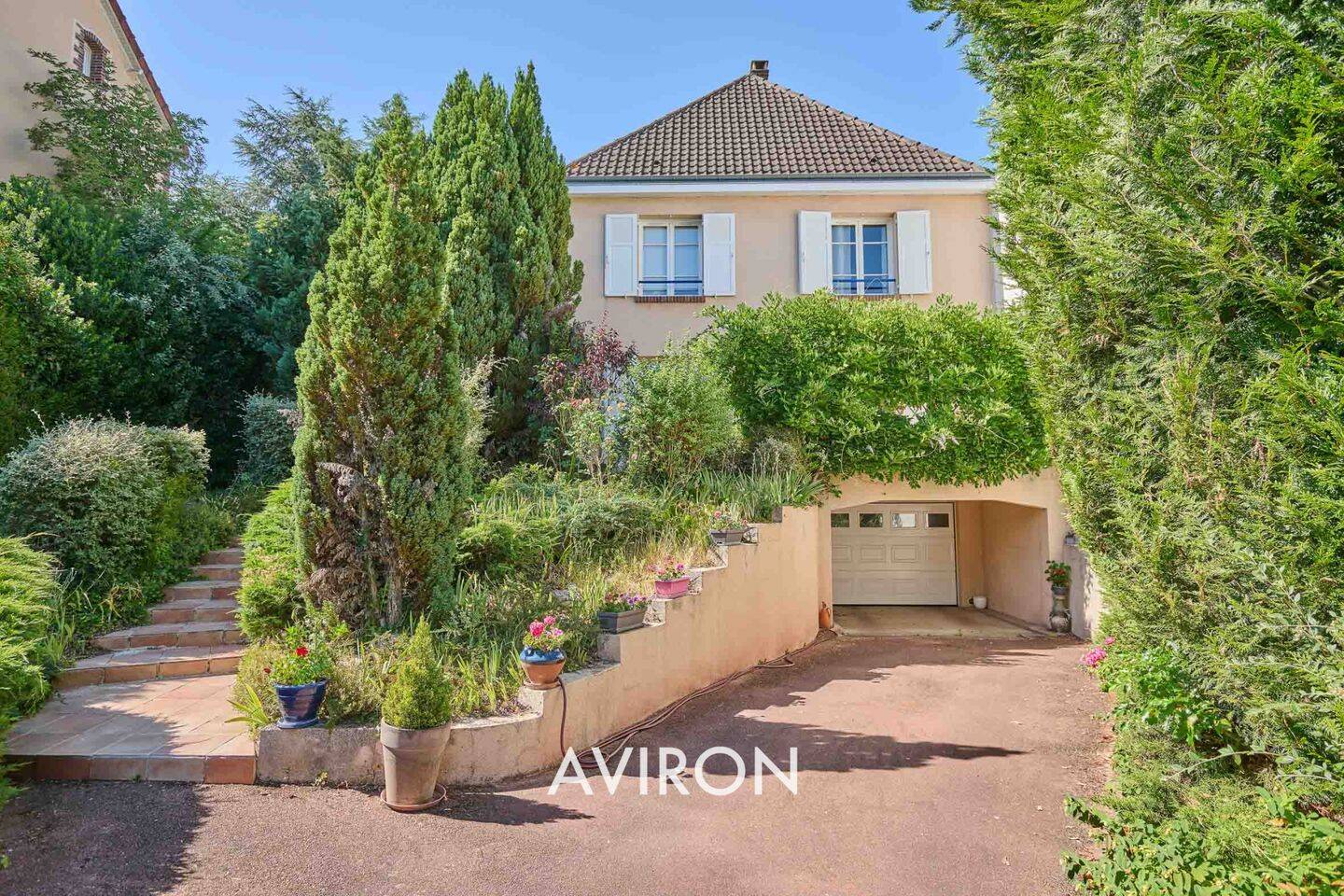 Maison 6 pièces 145 m² · à Chartres · 145 m² · 573 000 €