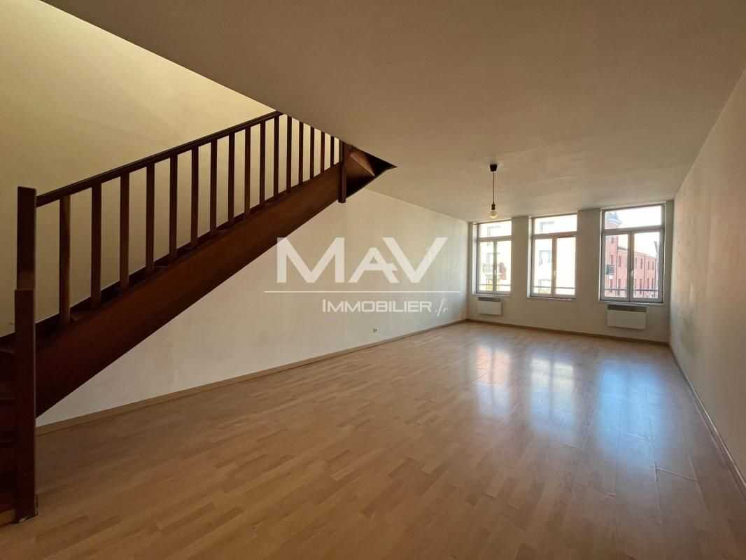Appartement 2 pièces 83 m² · à La Madeleine · 83 m² · 769 €/mois