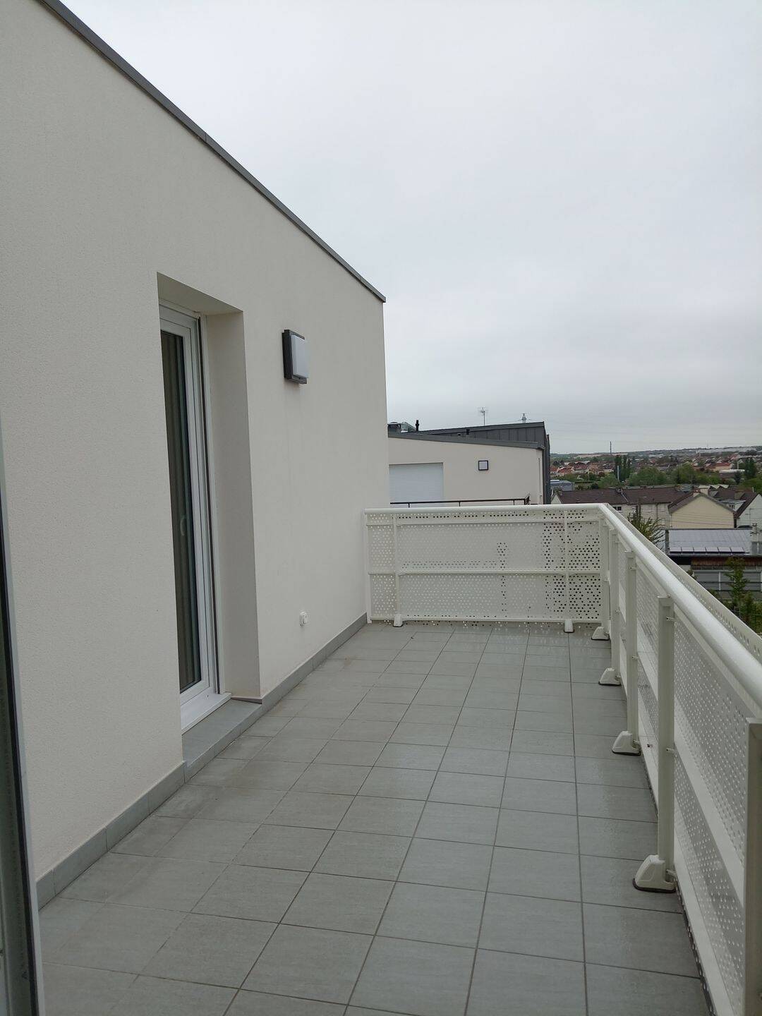 Appartement 3 pièces 74 m² · à Tinqueux · 74,2 m² · 930 €/mois