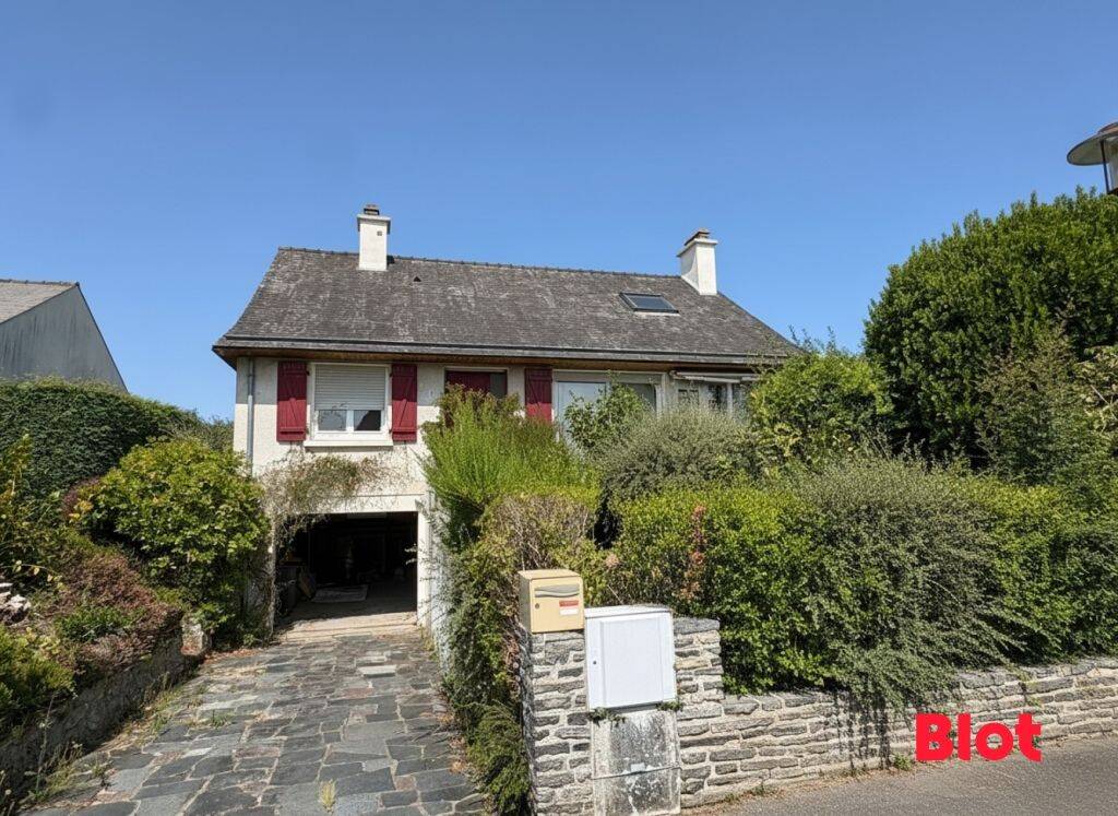 Maison 5 pièces 107 m² · à Montfort-sur-Meu · 106,5 m² · 267 750 €