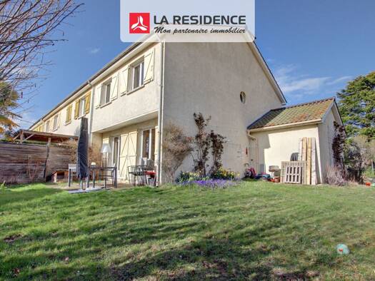 Maison à vendre 395 000 € 7 pièces 5 chambres 115 m² 309 m² de terrain Henriville Le Mesnil-Saint-Denis 78320