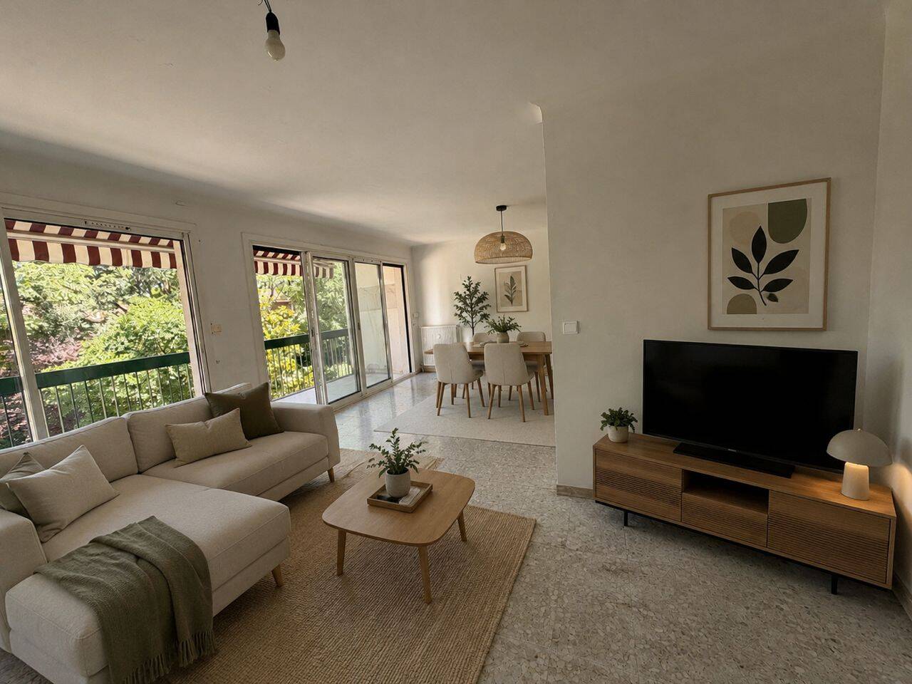 Appartement 5 pièces 93 m² · à Aix-en-Provence · 93 m² · 1 637 €