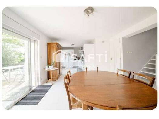 Maison à vendre 289 000 € 9 pièces 6 chambres 211 m² 608 m² de terrain Angoulême 16000