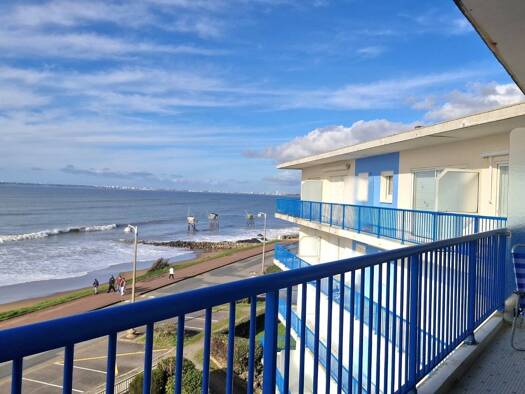 Appartement à vendre 148 000 € 1 pièce 26 m² Étage 3/3 Saint-Michel-Chef-Chef 44730