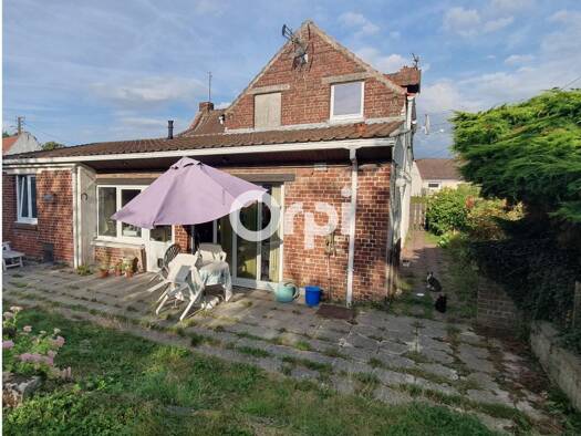 Maison à vendre 365 000 € 5 pièces 4 chambres 130 m² 1 246 m² de terrain Mons-en-Pévèle 59246