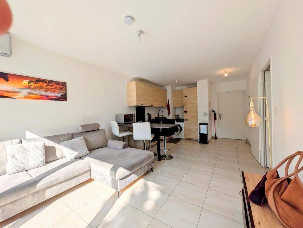 Appartement 2 pièces 43 m² · à Toulon · 42,8 m² · 1 060 €