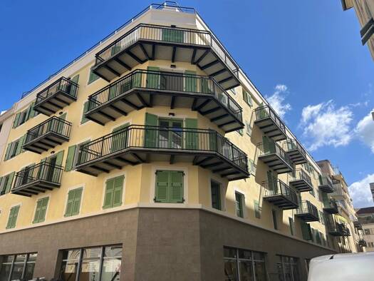 Appartement à vendre - Première occupation 555 000 € 2 pièces 1 chambre 43 m² Étage 4/5 Notre Dame Nice 06000