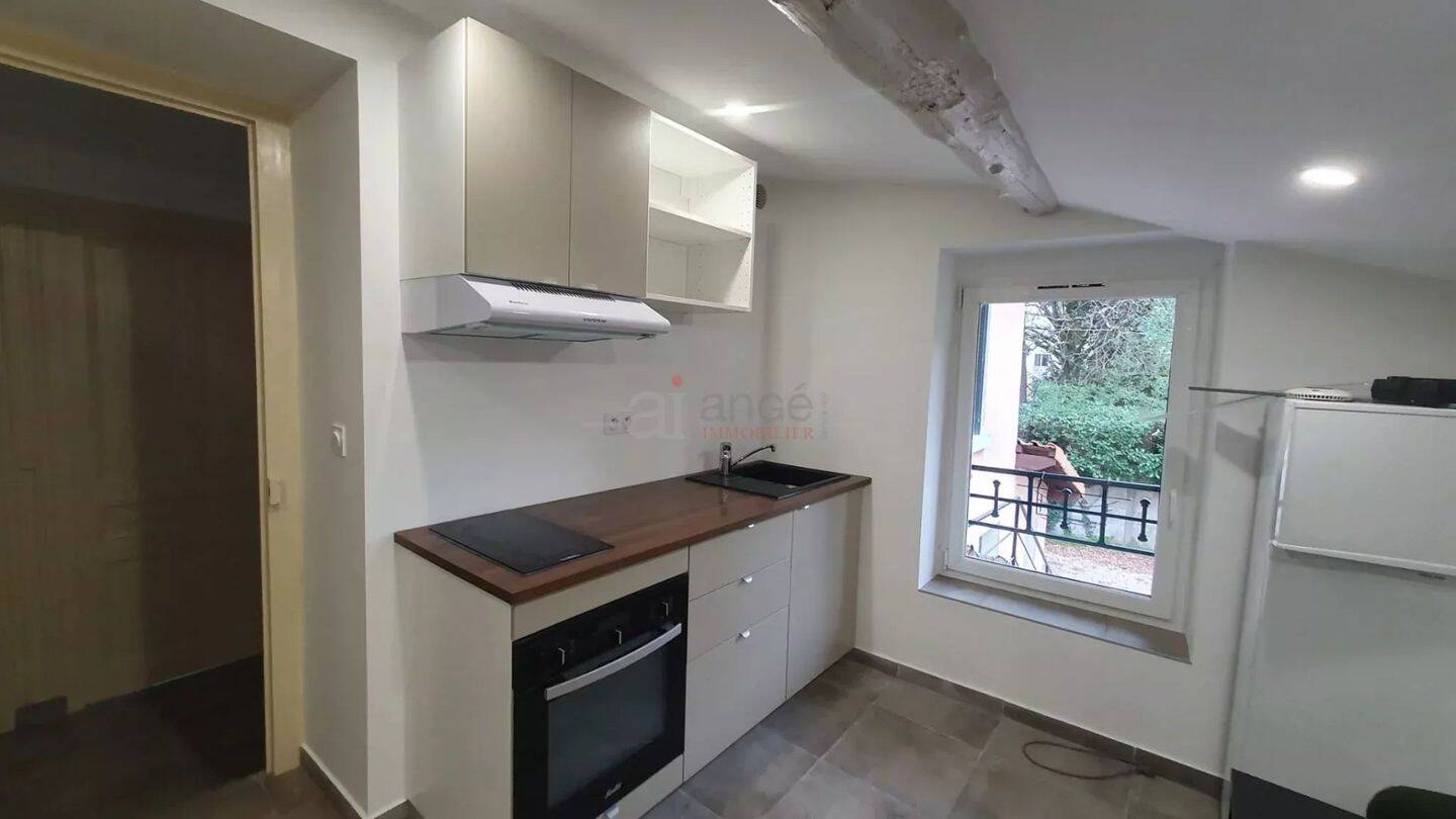 Appartement 3 pièces 55 m² · à Bron · 55 m² · 1 180 €/mois