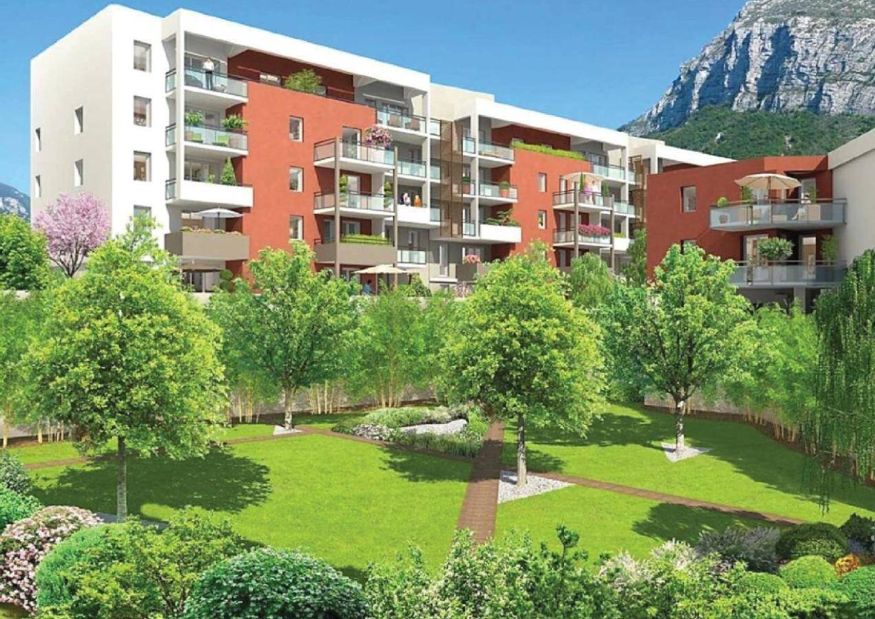 Appartement 2 pièces 46 m² · à Saint-Égrève · 46 m² · 820 €