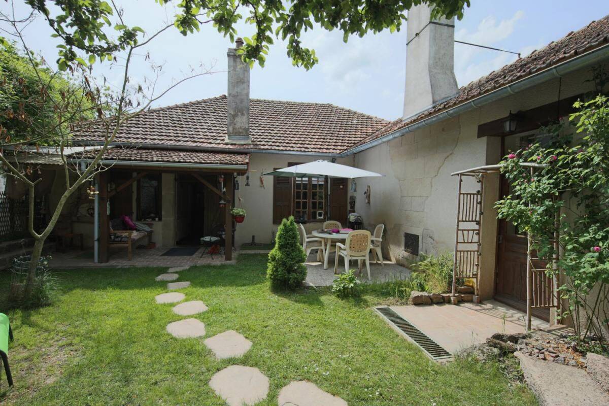Maison 5 pièces 180 m² · à Autun · 180 m² · 220 000 €
