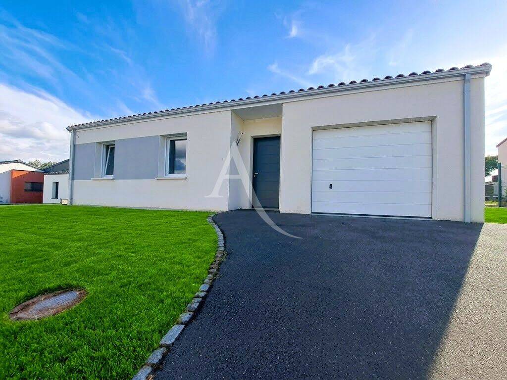 Maison 4 pièces 90 m² · à Mesnard-la-Barotière · 90 m² · 223 800 €
