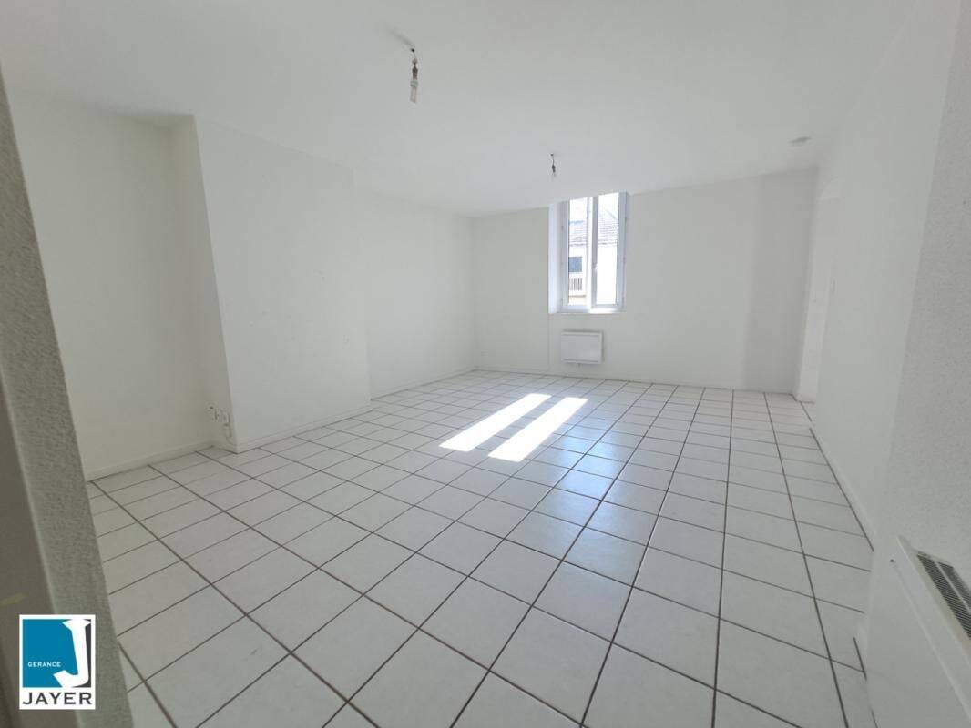 Appartement 1 pièce 44 m² · à Chalon-sur-Saône · 44 m² · 511 €/mois