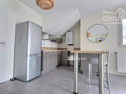 Appartement à louer 604 € 1 pièce 33,3 m² 3ème étage dès le 30/04/2026 Brignoud Villard-Bonnot 38190
