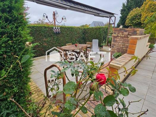 Maison à vendre 234 900 € 6 pièces 5 chambres 165 m² 3 251 m² de terrain Luceau 72500