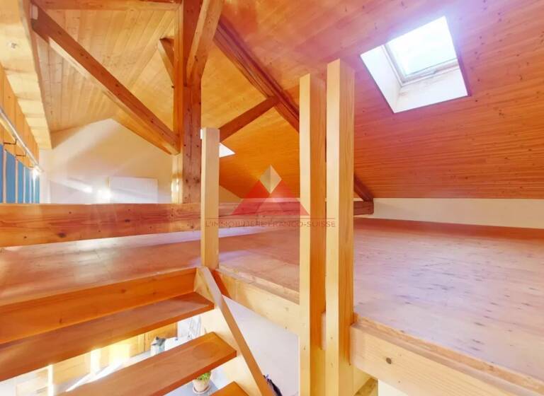 Maison à vendre 340 000 € 7 pièces 4<br/>chambres 223,8 m²<br/>superficie Ravilloles 39170