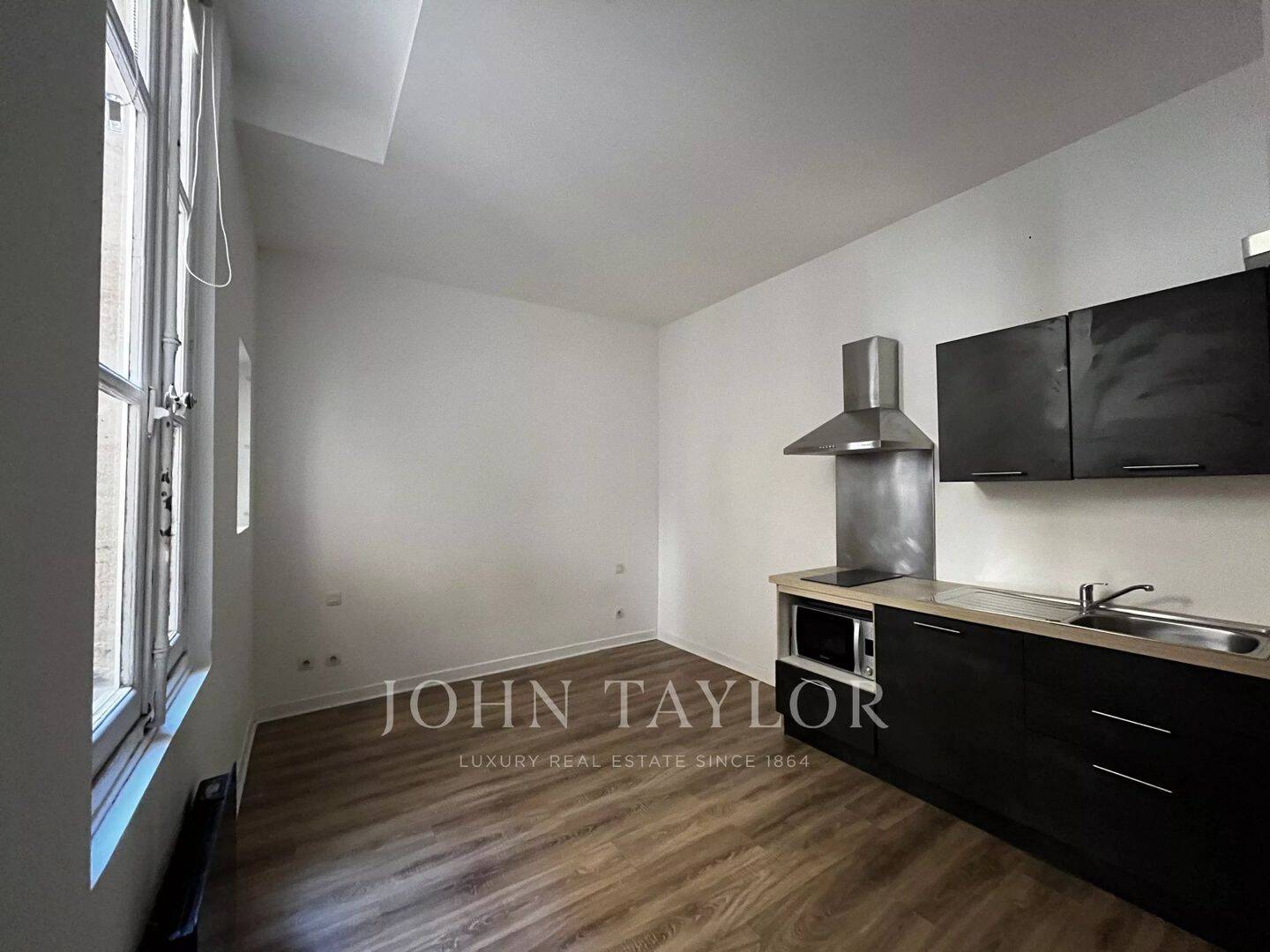 Appartement 1 pièce 19 m² · à Bordeaux · 18,6 m² · 770 €