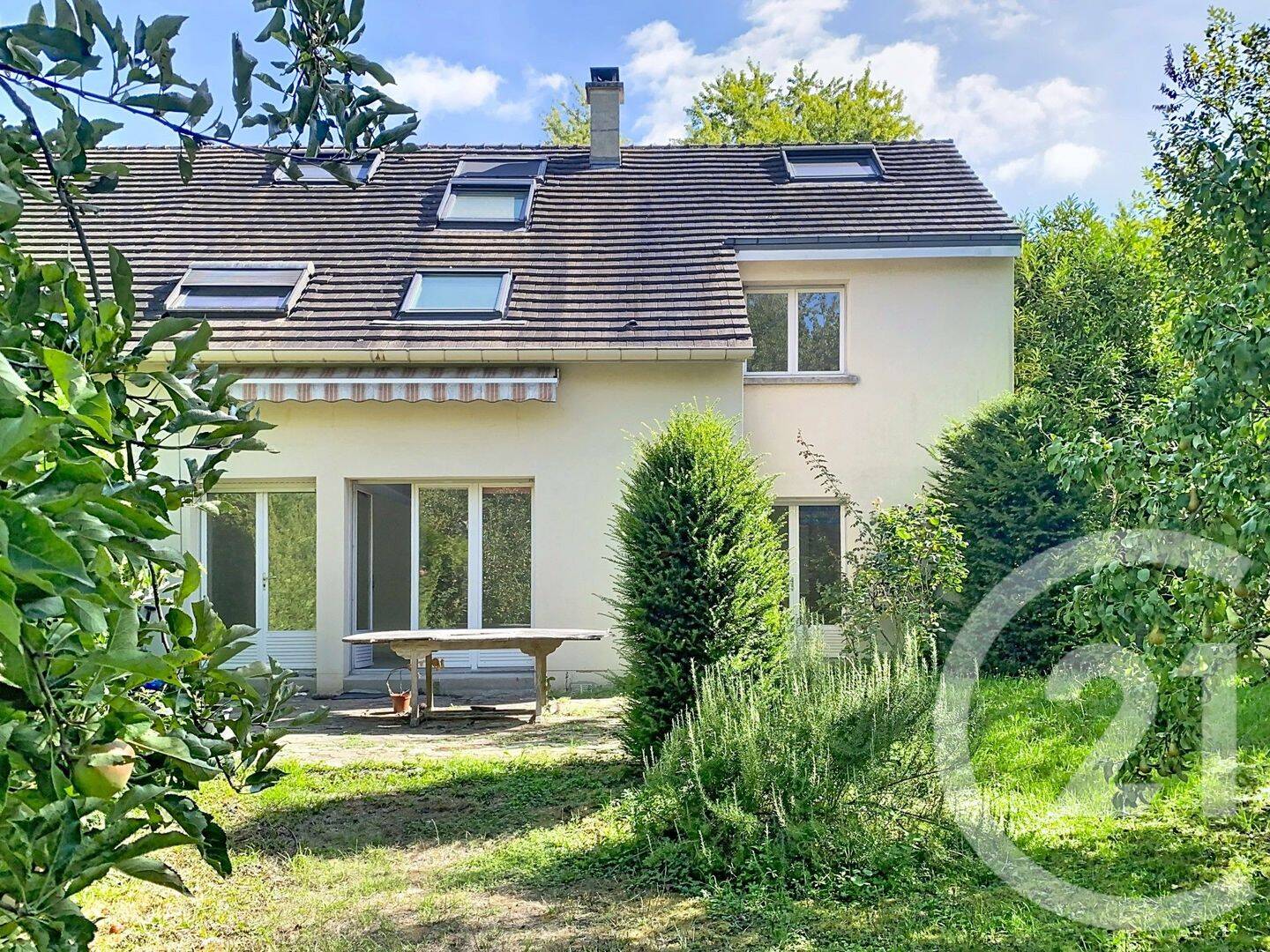 Maison 6 pièces 130 m² · à Senlis · 130 m² · 420 000 €