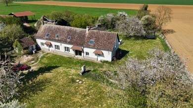 Mas à vendre 200 000 € 6 pièces 5 chambres 164 m² 2 400 m² de terrain St Marceau 72170