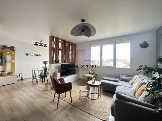 Appartement à vendre 299 900 € 5 pièces 3 chambres 73,1 m² Étage 3/4 Main de Fer Houilles 78800