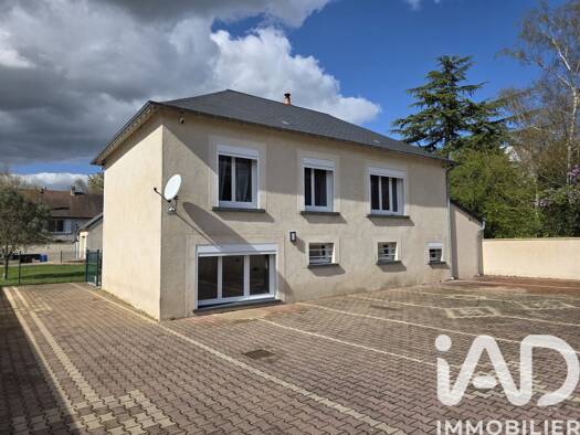 Maison à vendre 262 500 € 6 pièces 4 chambres 138 m² 877 m² de terrain Herbault 41190