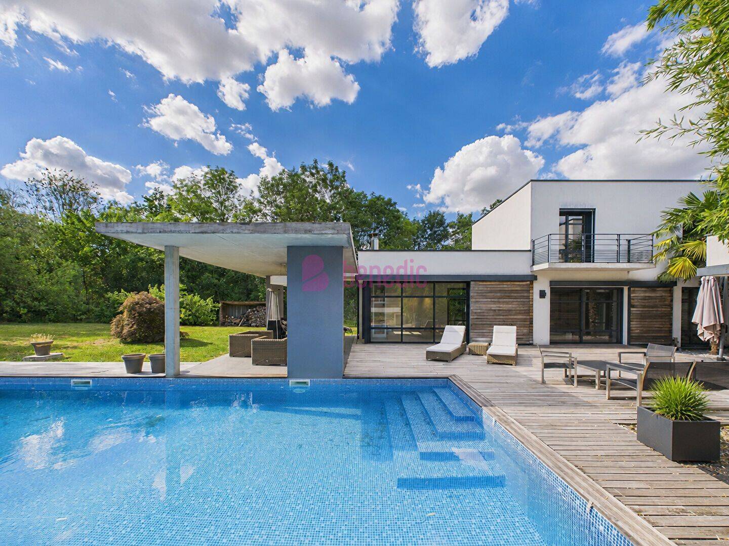 Maison 8 pièces 292 m² · à Saint-Julien-lès-Metz · 292,4 m² · 885 000 €