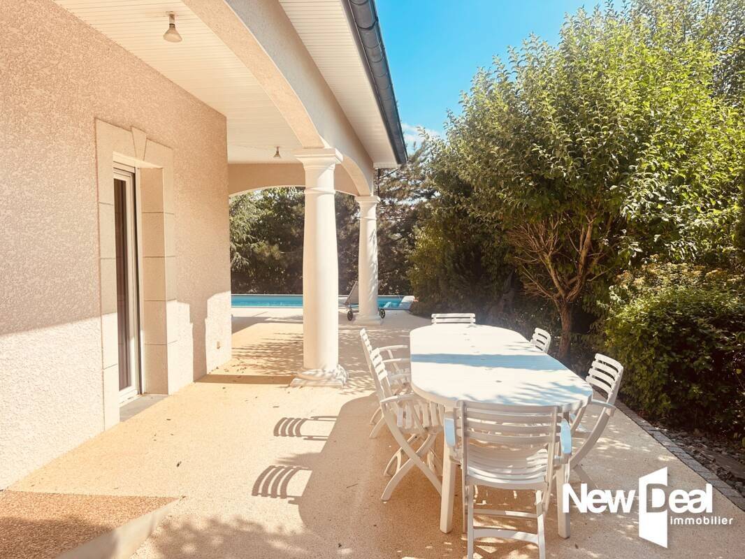 Maison 6 pièces 183 m² · à Besançon · 183 m² · 629 000 €