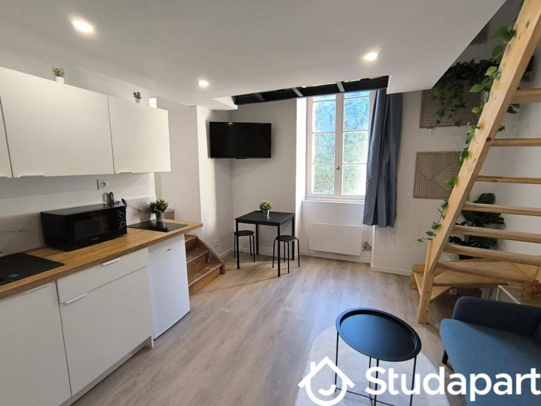 Appartement 3 pièces 45 m² · à Nîmes · 45 m² · 680 €