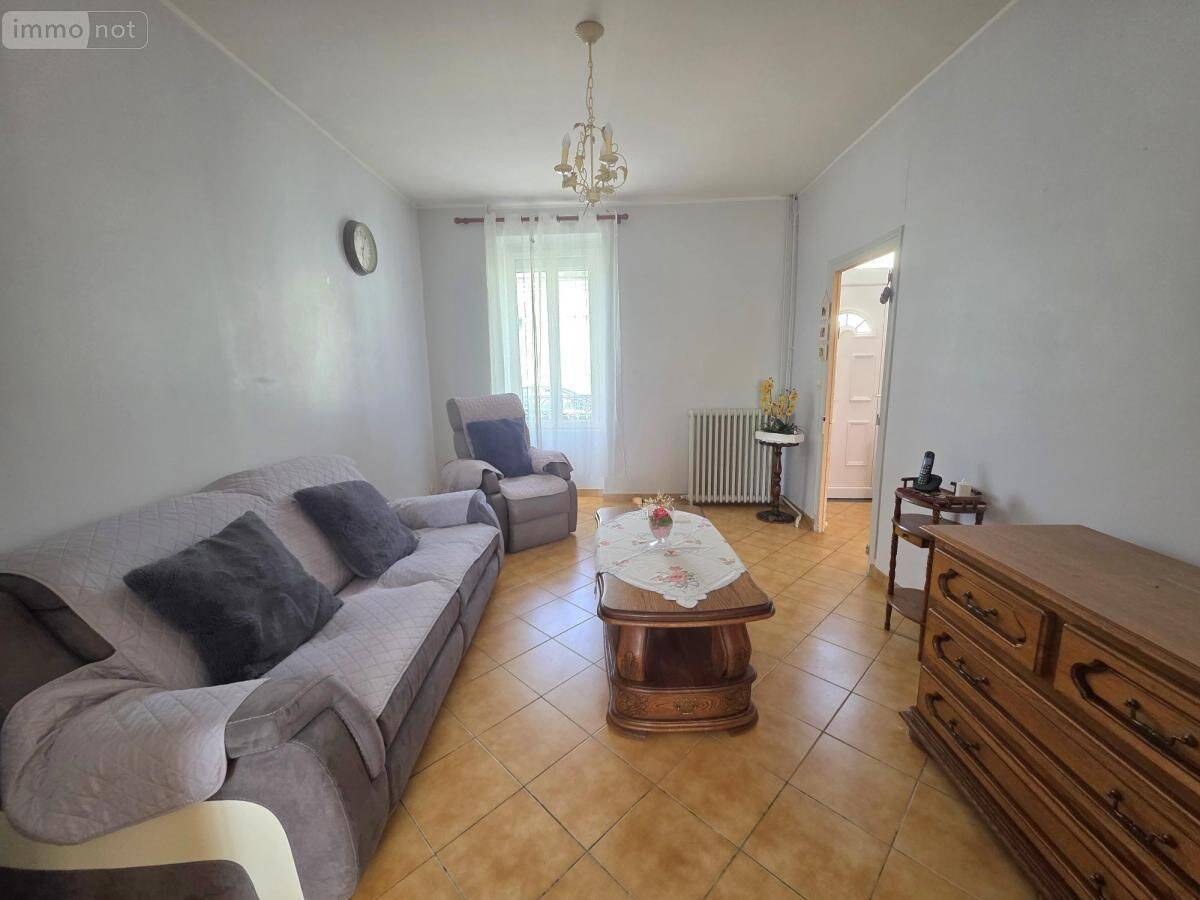 Maison 4 pièces 90 m² · à Vierzon · 90 m² · 72 800 €