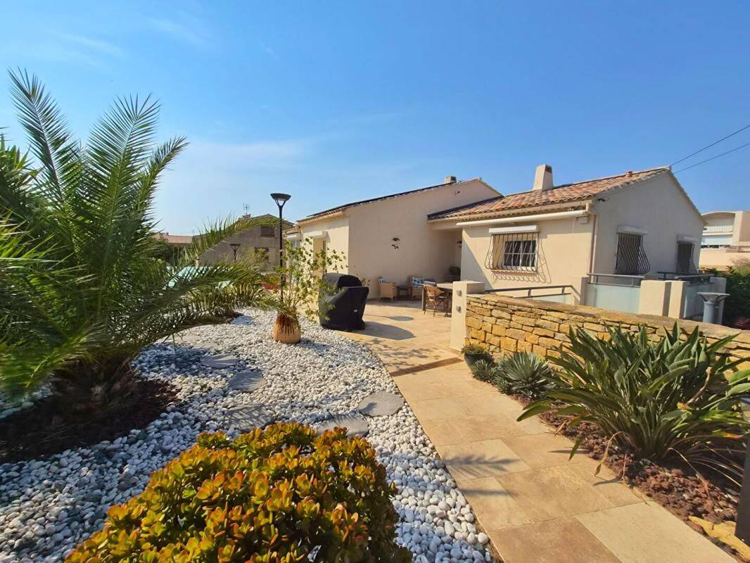 Maison 5 pièces 128 m² · à Six-Fours-les-Plages · 128 m² · 1 099 000 €