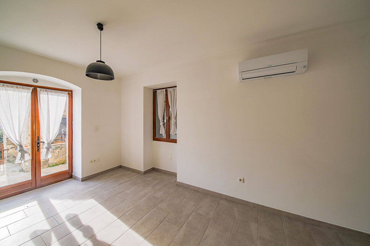 Appartement 3 pièces 55 m² · à San-Martino-Di-Lota · 55 m² · 706 €/mois