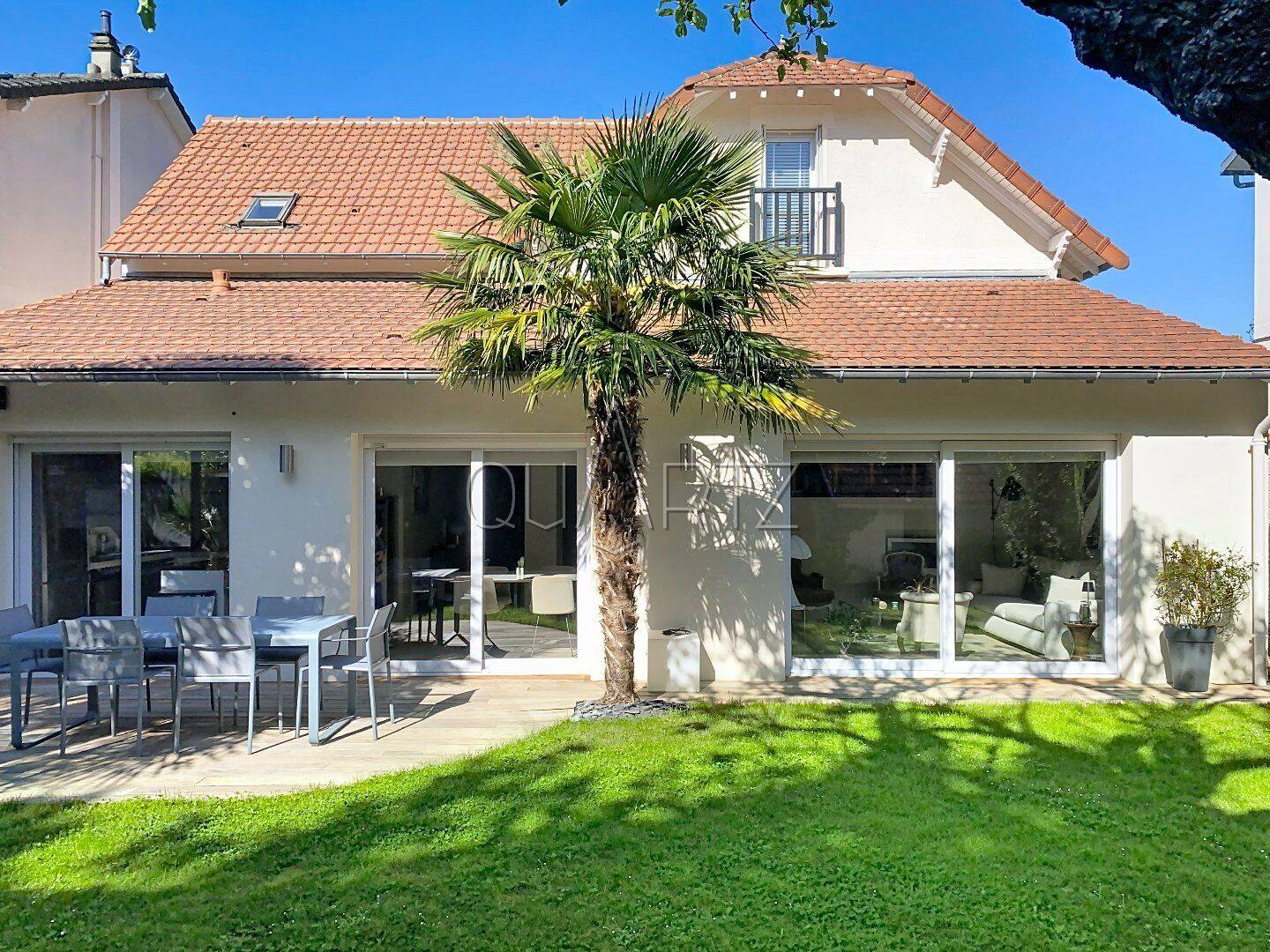 Maison 6 pièces 142 m² · à Le Chesnay-Rocquencourt · 142 m² · 1 430 000 €