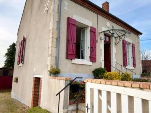 Maison à vendre 82 000 € 2 pièces 1 chambre 48,6 m² 969 m² de terrain Méreau 18120