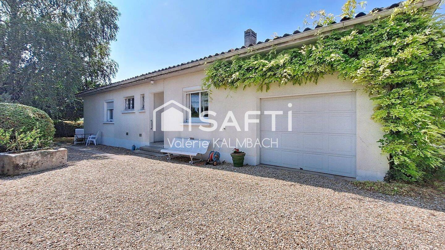 Maison 5 pièces 100 m² · à Châteaubernard · 100 m² · 220 000 €