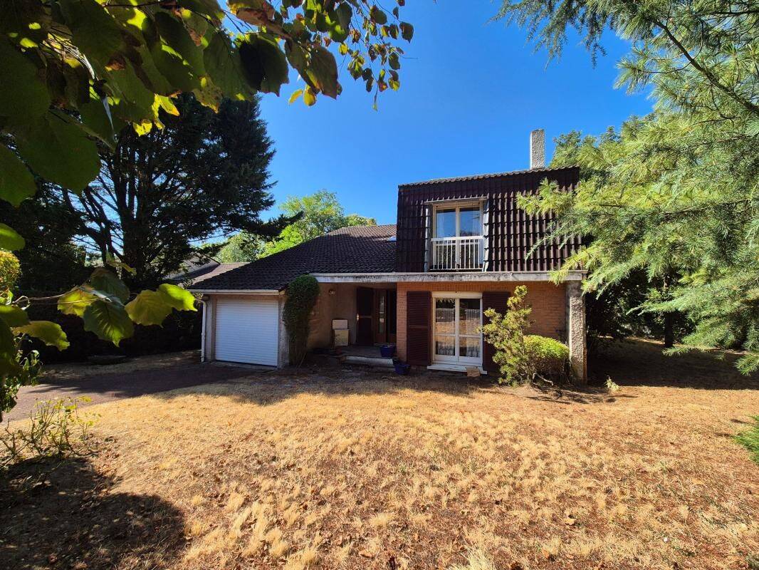 Maison 6 pièces 135 m² · à Ormesson-sur-Marne · 135 m² · 450 000 €