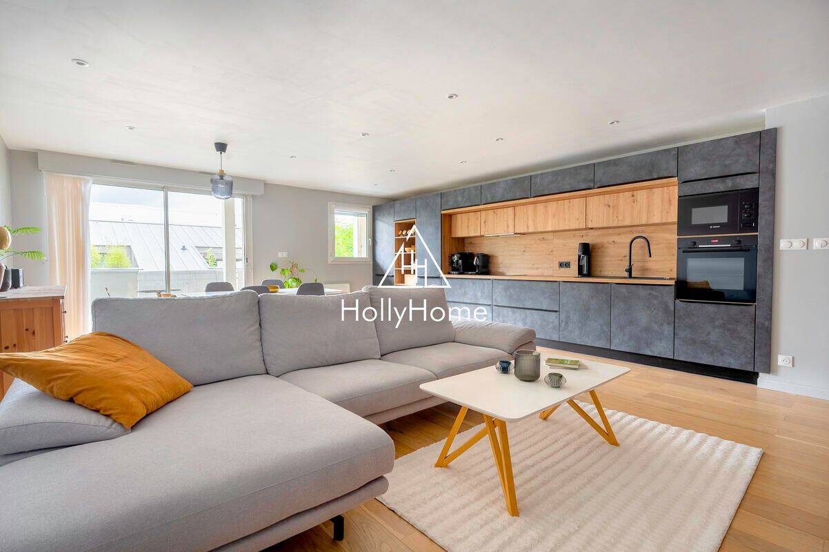 Appartement 4 pièces 93 m² · à Bordeaux · 93 m² · 300 000 €