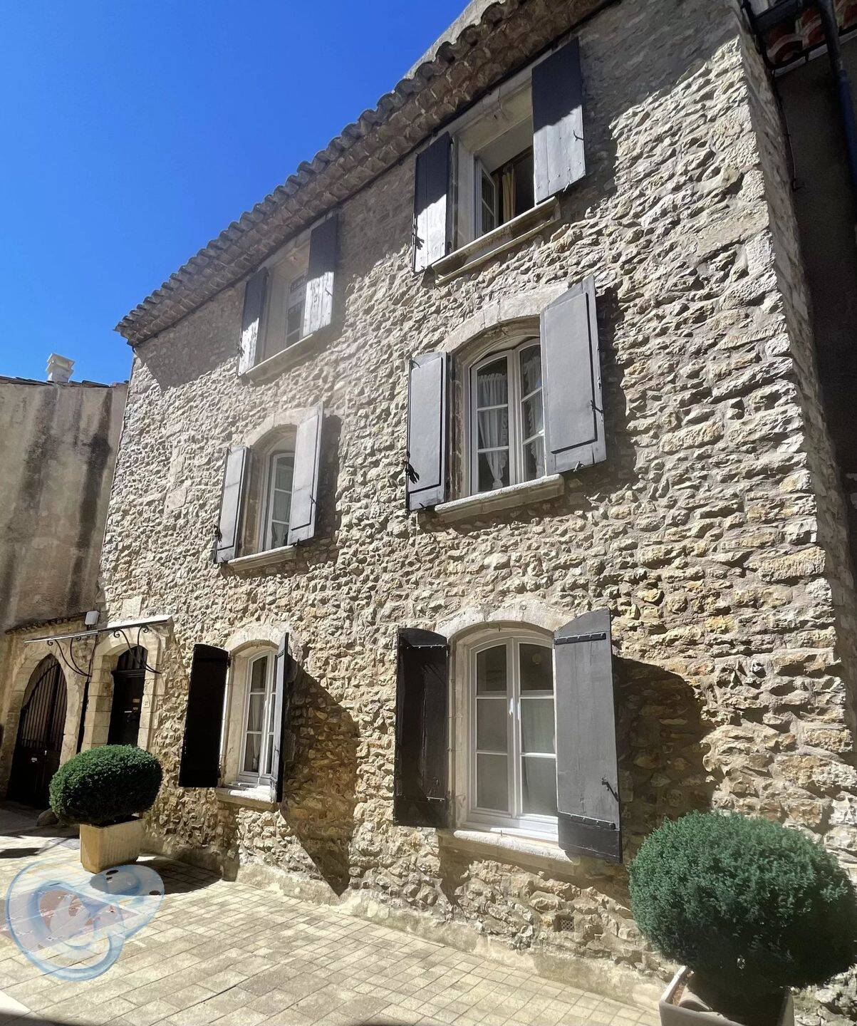 Maison 5 pièces 130 m² · à Saint-Christol · 130 m² · 290 000 €
