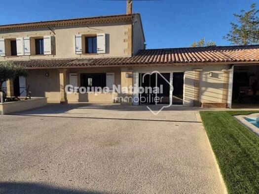 Ferme à vendre 1 275 000 € 9 pièces 4 chambres 260 m² Bel Air-Jasse des BernadesLa Crau-Les Barettes Salon-de-Provence 13300