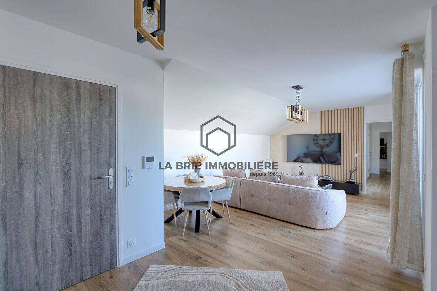 Appartement 5 pièces 83 m² · à Brie-Comte-Robert · 83 m² · 339 000 €